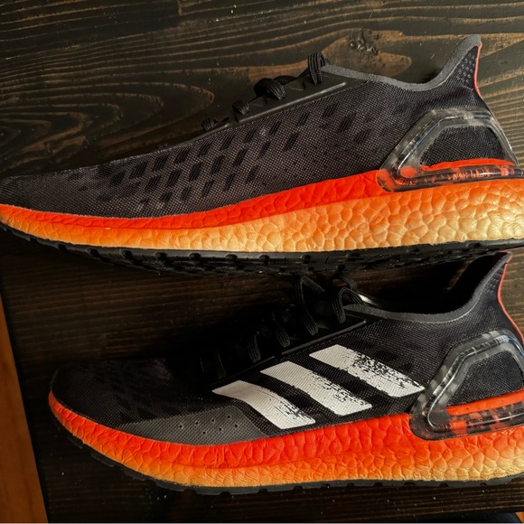 Adidas Ultraboost 9.5 Men’s Sneakers - Picture 2 of 5